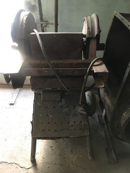 .Точильный станок.