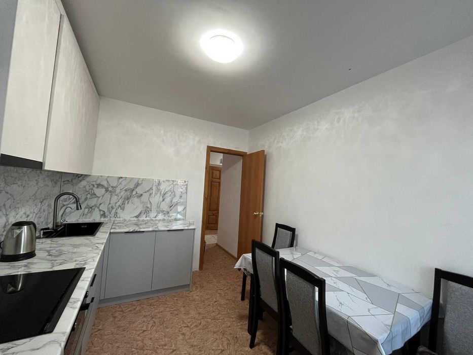 продам 2 комнатную 53 м2 район IT лицея
