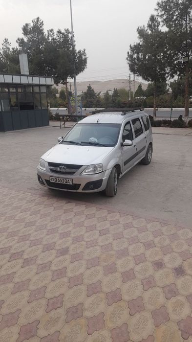 Лада ларгус сотилади.