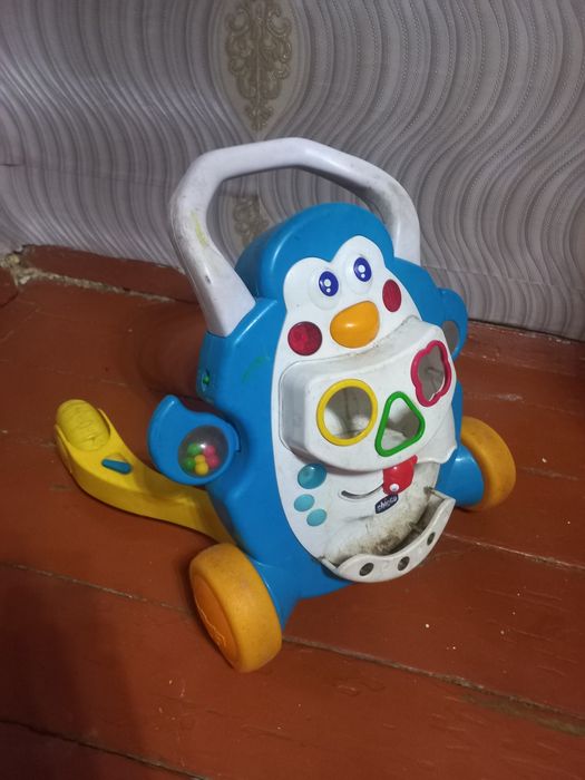 Детский толакар чикко