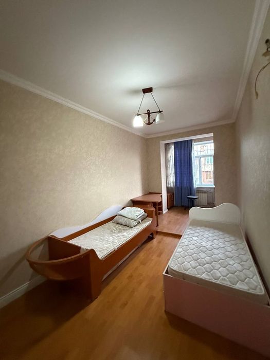 Продается Чиланзар е квартал банковские квартира 4/4/4 134 квадрат