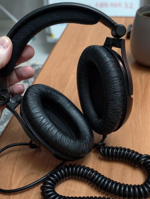 Sennheiser HD 380 Pro