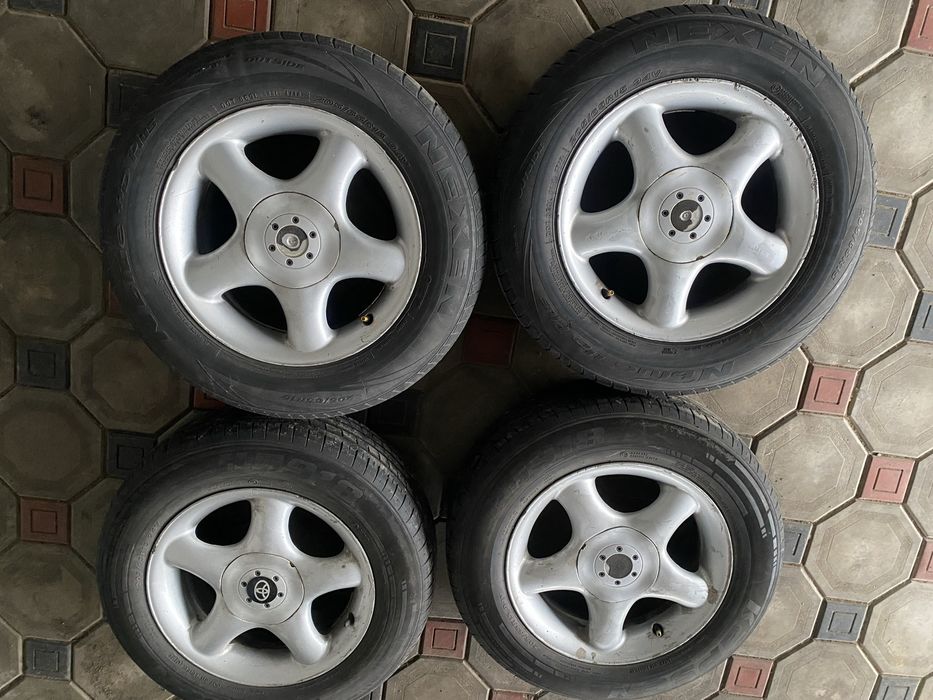 Летние резины в хорошем состоянии