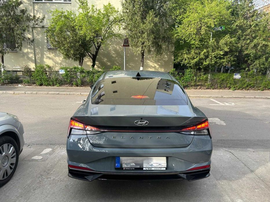 De vanzare : Hyundai Elantra 2021 EXCLUSIVE( CN 7 )