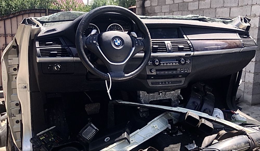 Амортизаторы передние БМВ BMW X6 E71.