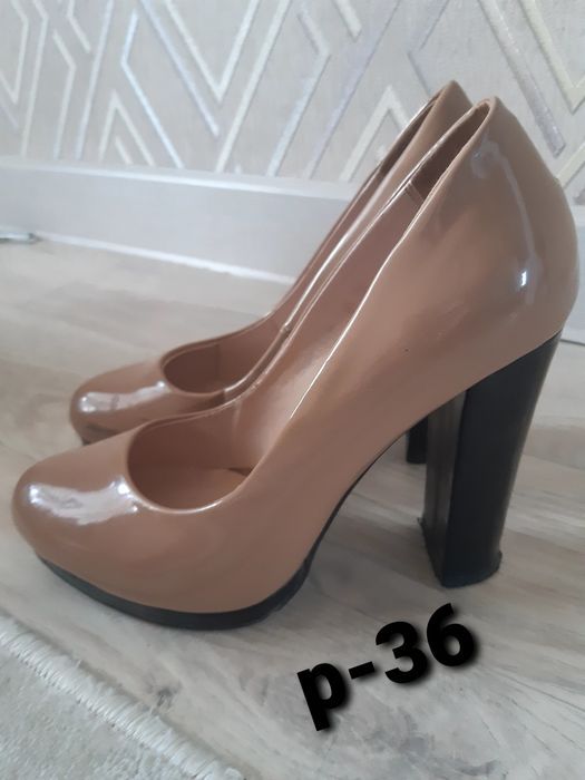 Продам туфельки каждая за 2000 тенге