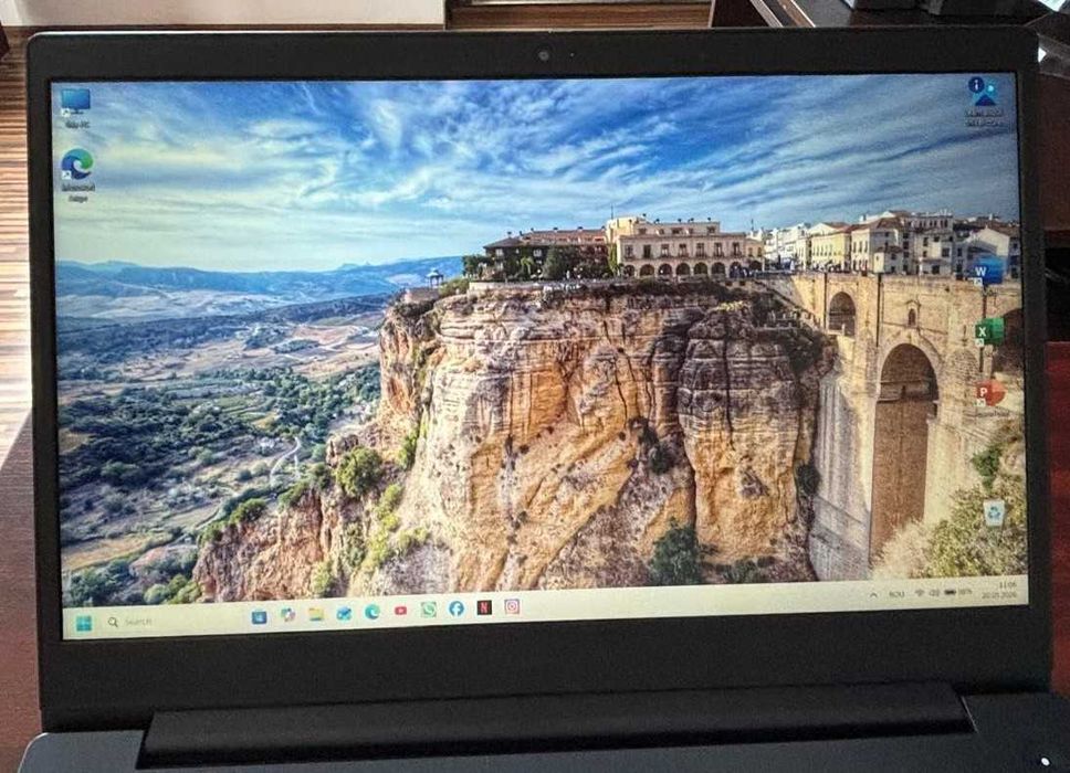 Laptop Lenovo IdeaPad 3 15 inch Model 81WE I5 gen 10