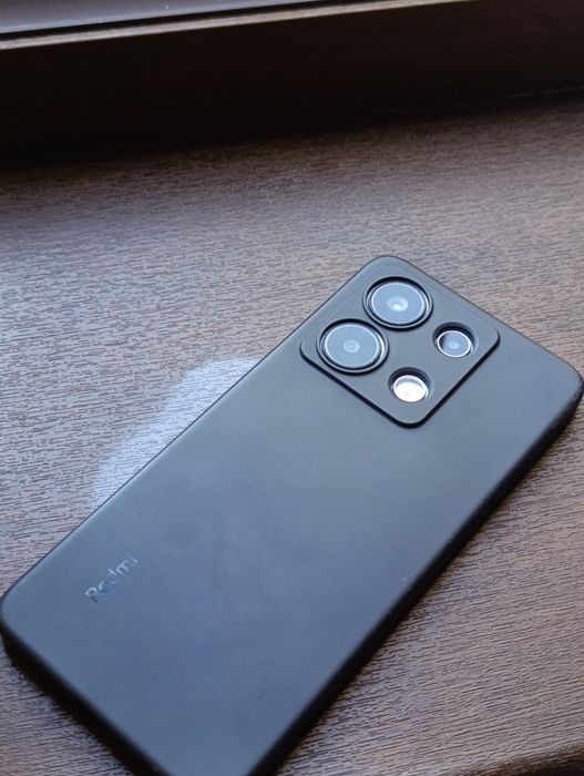 Срочно продаётся телефон Xiaomi Redmi note 13 4g