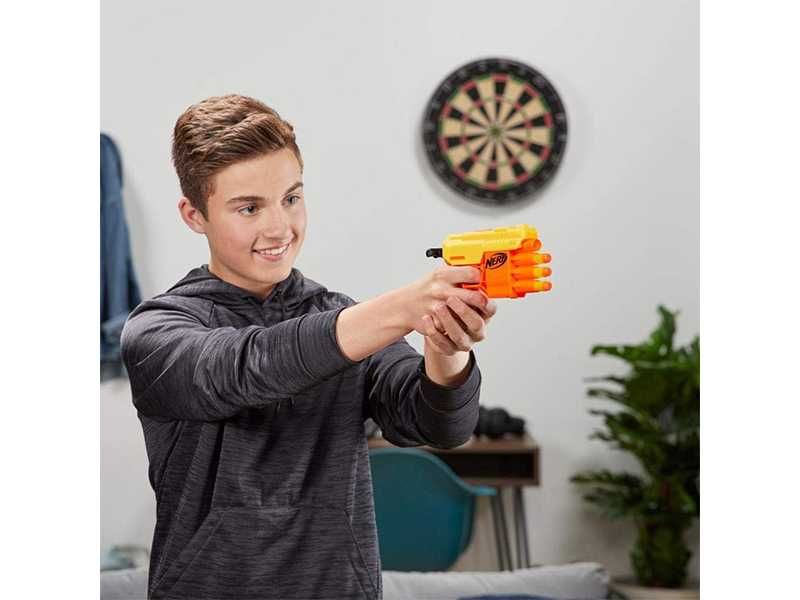 НОВ! Бластер NERF Alpha Strike FANG QS-4, пистолет, 10 стрелички