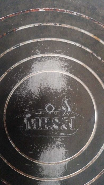 Сковорода - блинница.