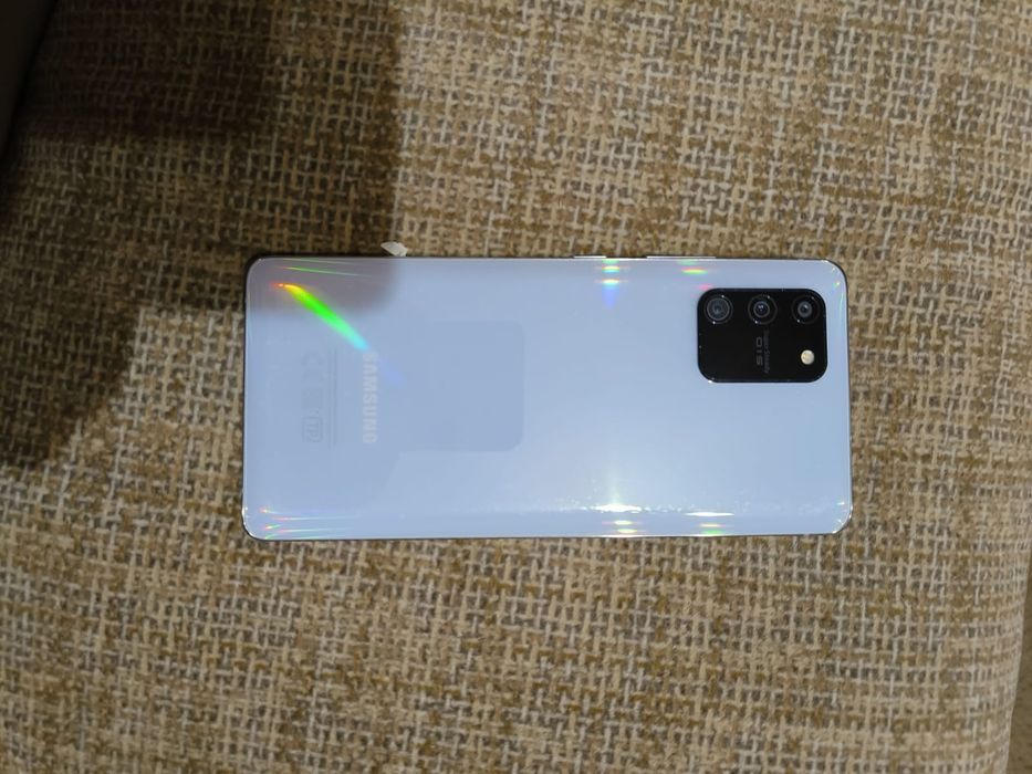 Обменяю Samsung s10 lite 6/128