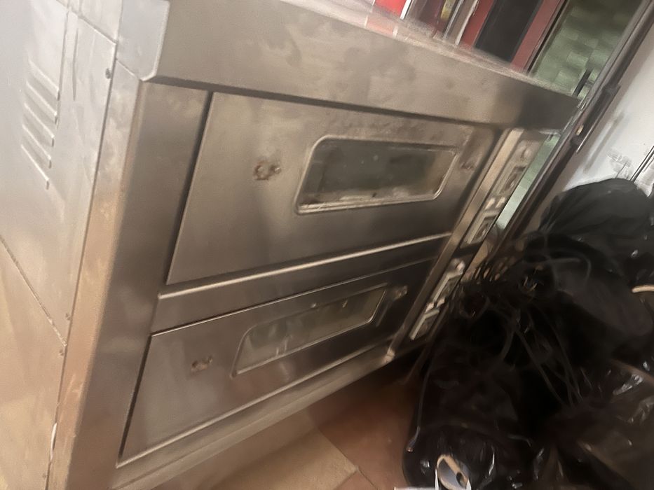 Продам печь для приготовления пиццы