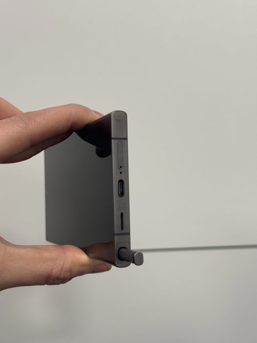 Продавам перфектен Samsung S24 ULTRA