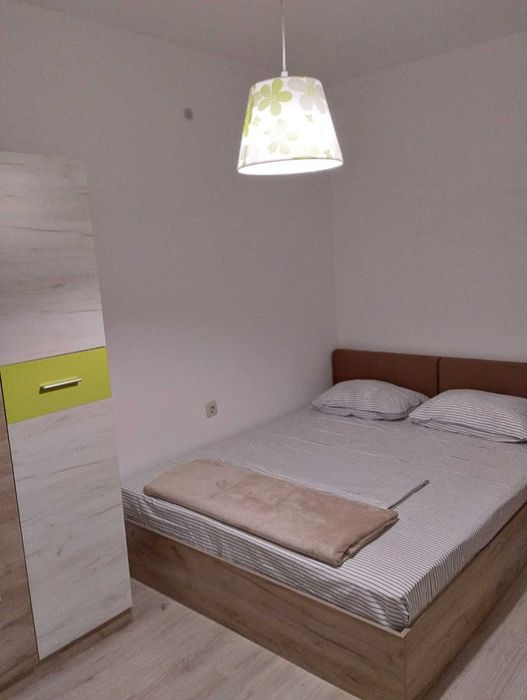 Дава се под наем Тристаен апартамент в Пловдив, Кършияка - 85 кв.м за 500 € - Снимка #7