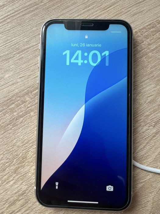 Iphone 11 64 GB 81% sanatate baterie
