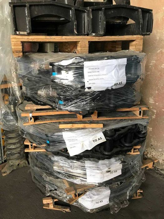 Гусеницы на экскаватор Komatsu,Hitashi,Hyundai,Caterpillar