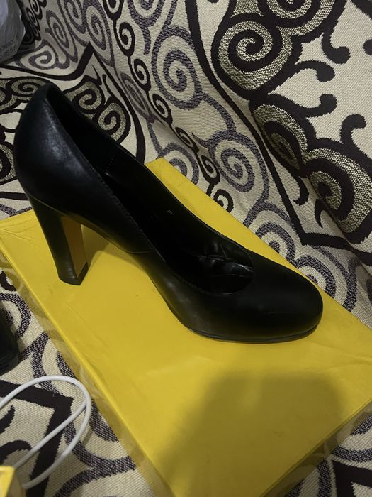 Продам обувь, туфли. 36 размер