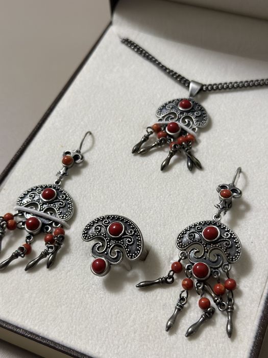 Комплект украшений Ademi-ai