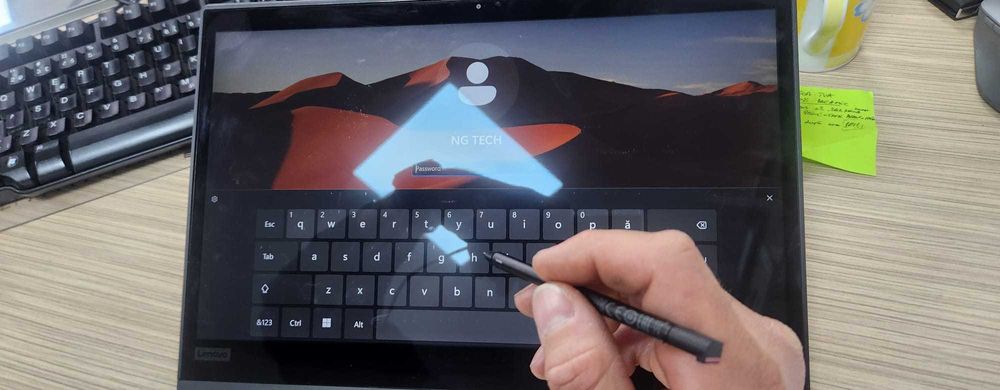 Lenovo Yoga X380 Touchscreen