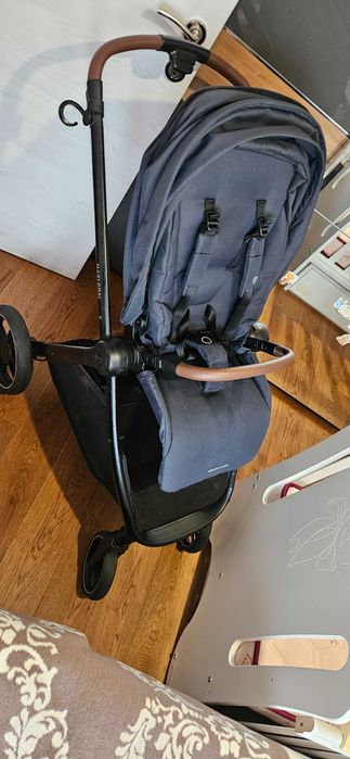 Maxi cosi комбинирана количка 2х1 street plus essentis graphite