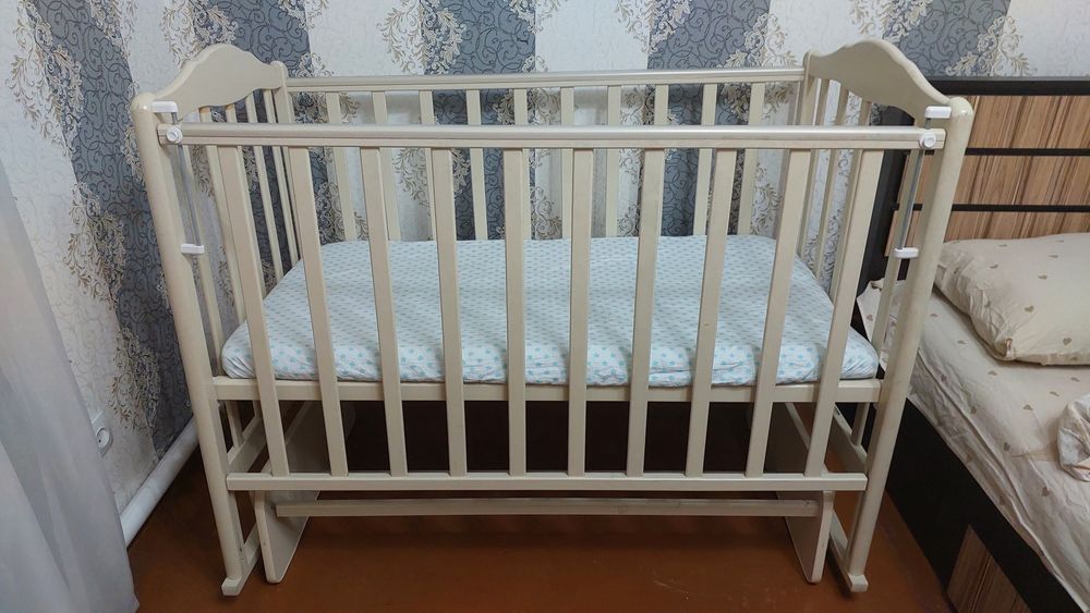 Продам детскую кровать