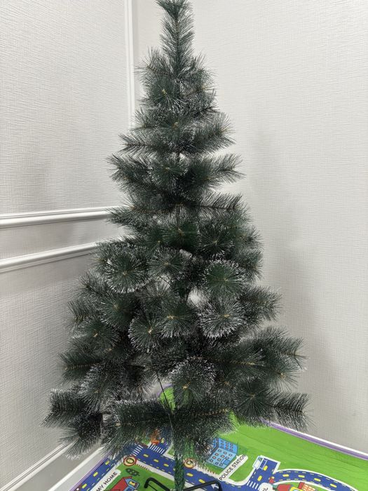 Продам елку в хорошем качестве