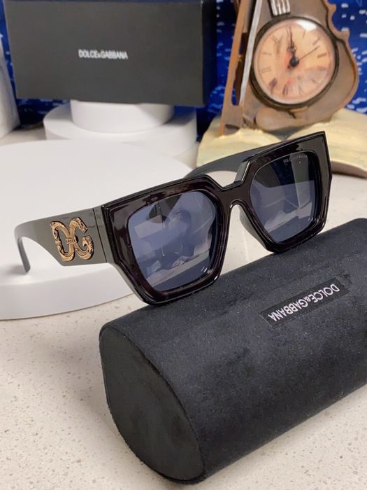 D&G и MIU Дамски слънчеви очила