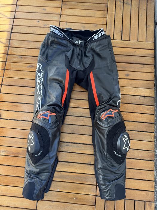 Мото екипировка - екип, каска, ръкавици, ботуши и яке