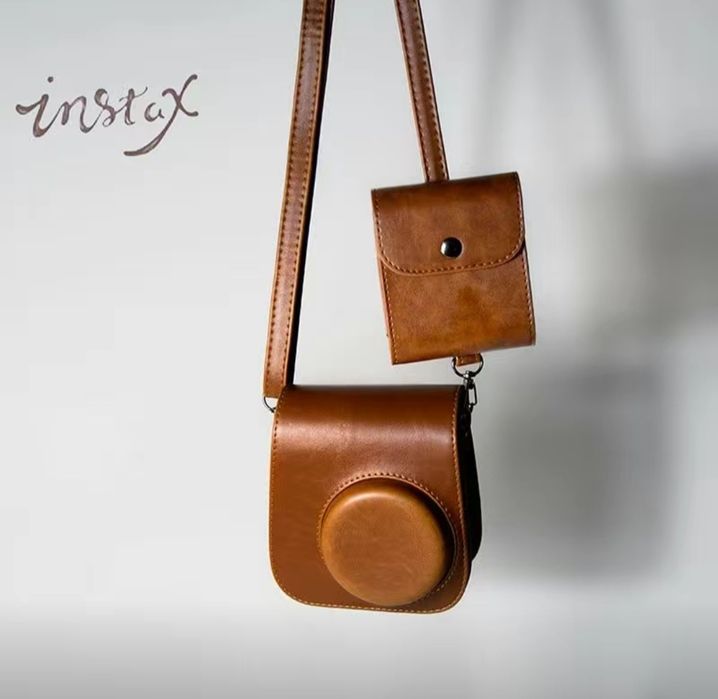 Продам футляр под instax 8,9,11