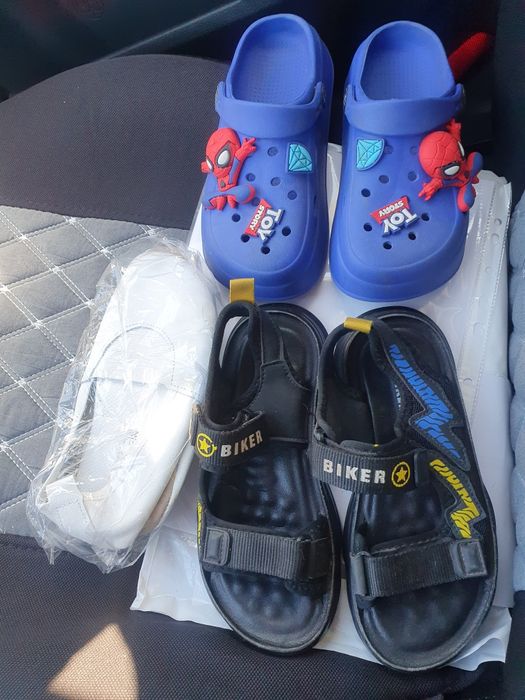 Продам детскую обувь все за 13000тг