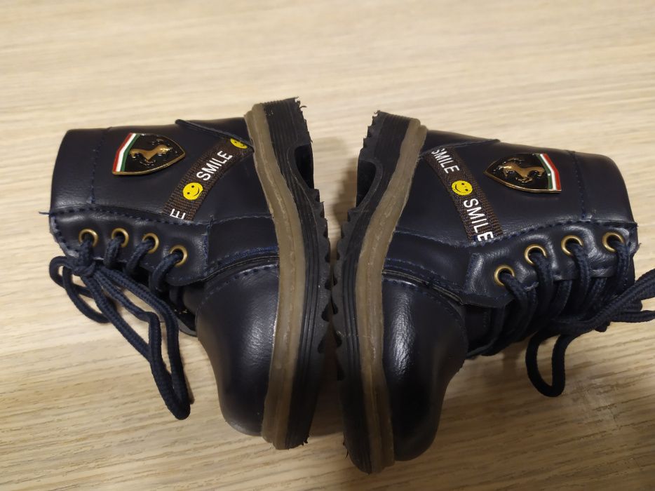 Сапожки-ботинки  на ребенка