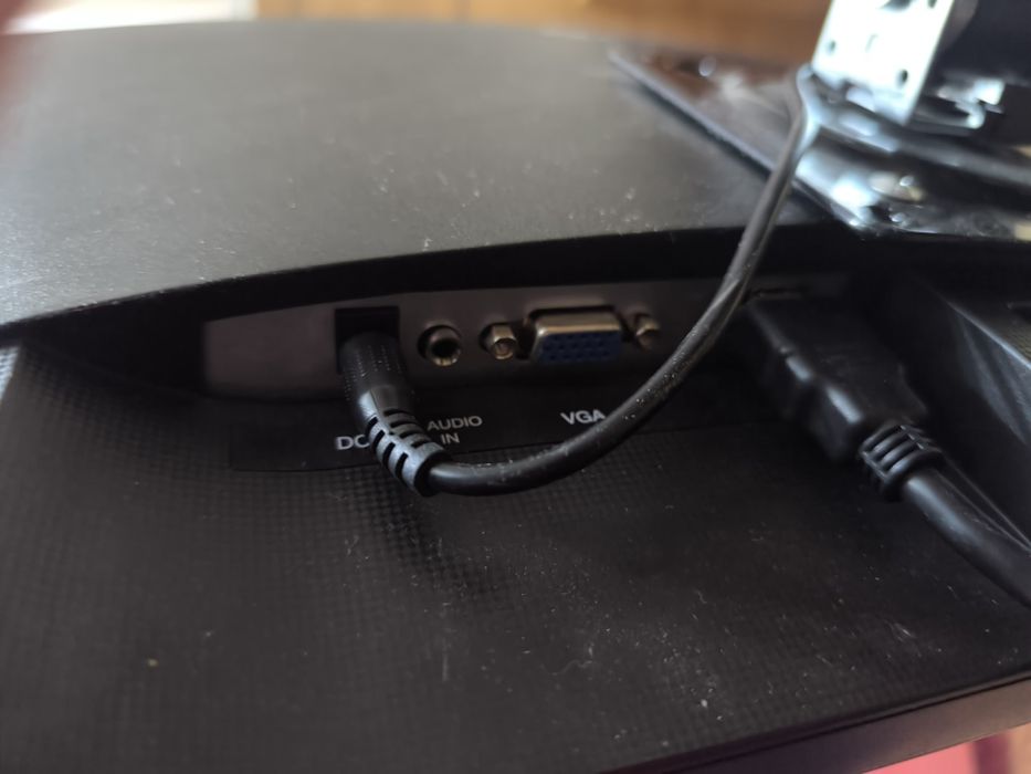 Sans Монитор 75 герц