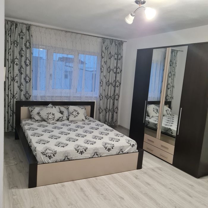 Închiriez apartament lângă liceul Pedagogic!