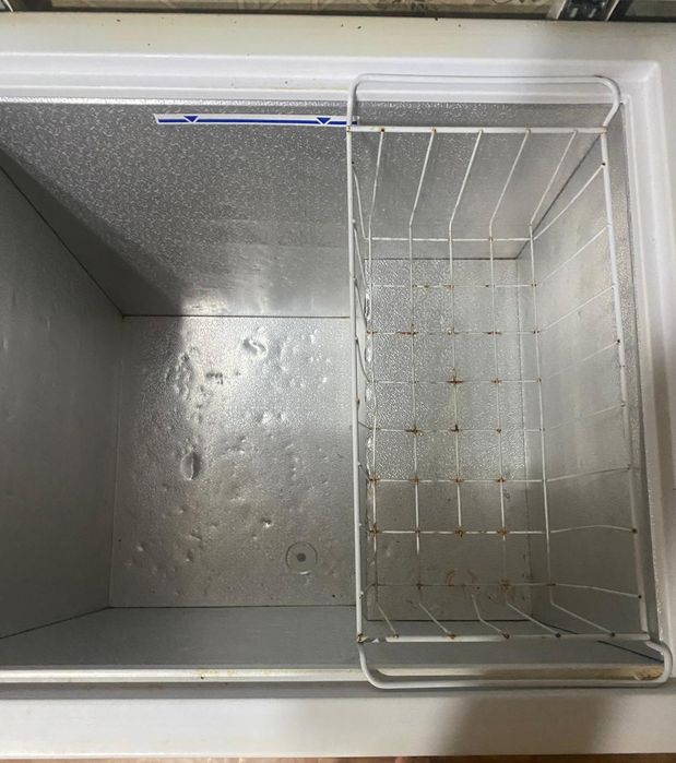 Продам морозильную камеру