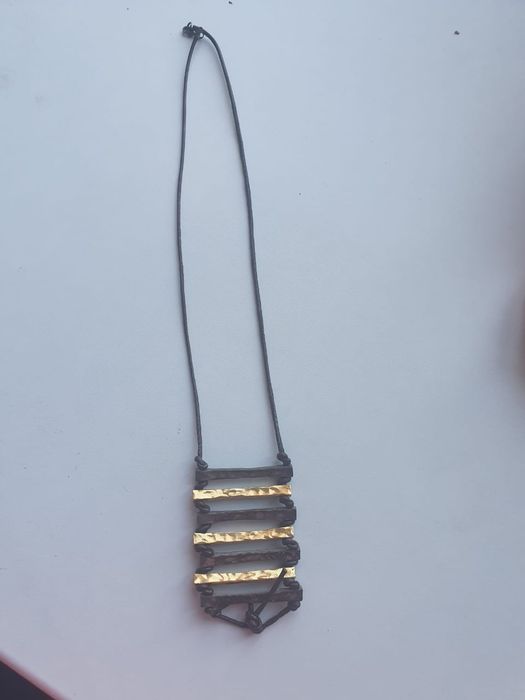 Подвеска на шею.