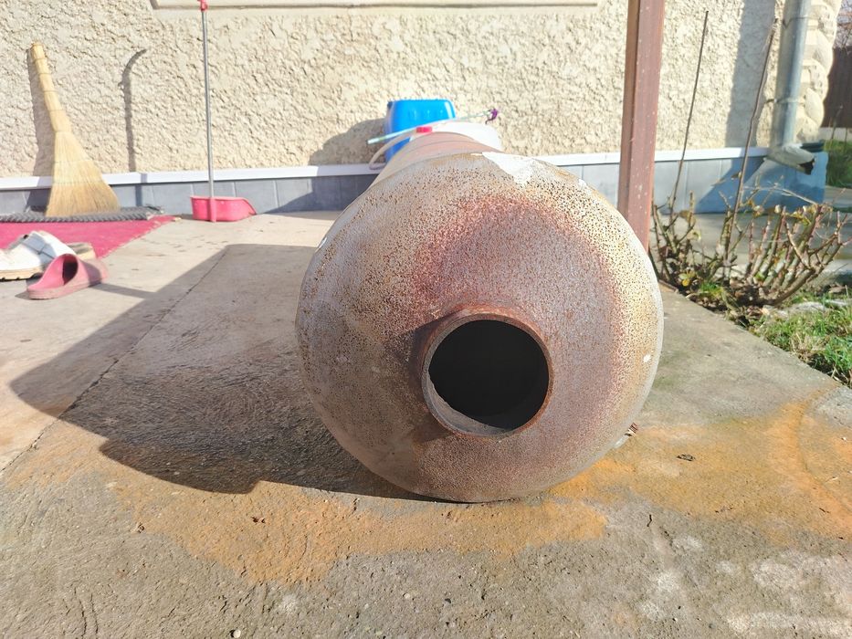 Vând boiler pe lemne de 100 litri