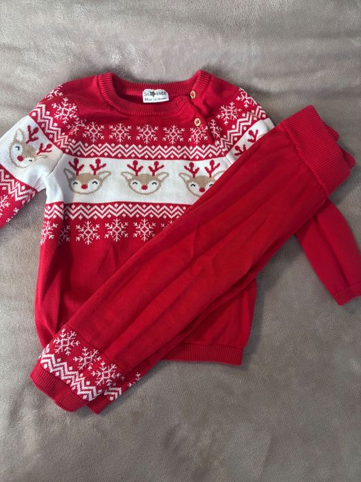 Vand costumas rosu pentru copii, marime 86