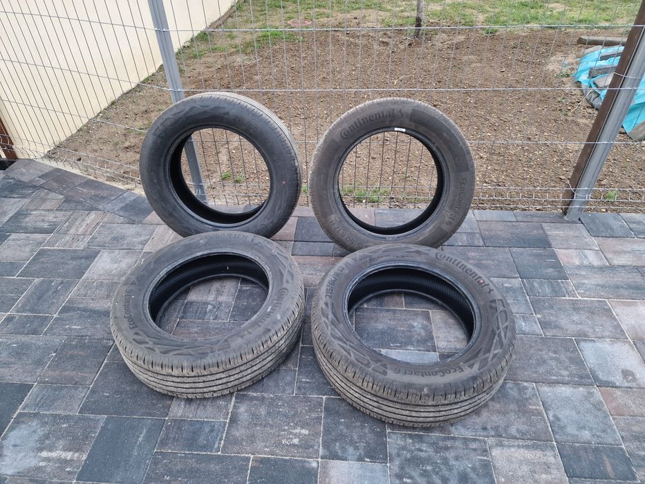 Anvelope vară Continental 215/60 R17 pentru Dacia Duster