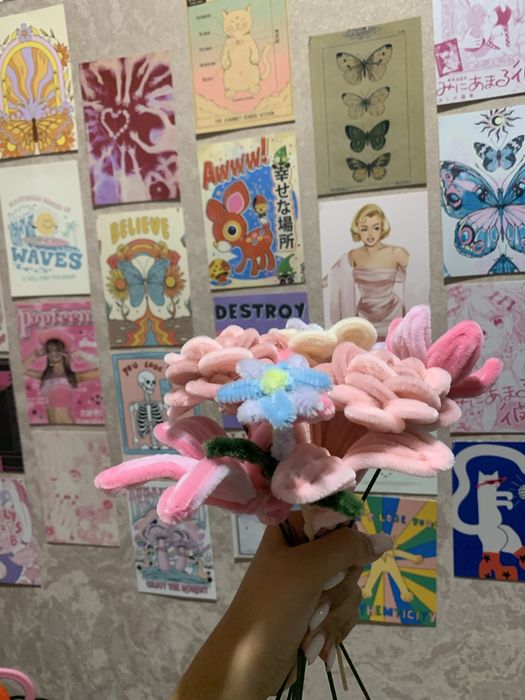 Цветы из пушистой проволоки