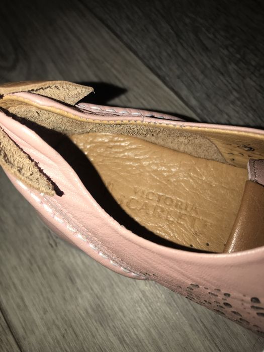 Продам новую обувь