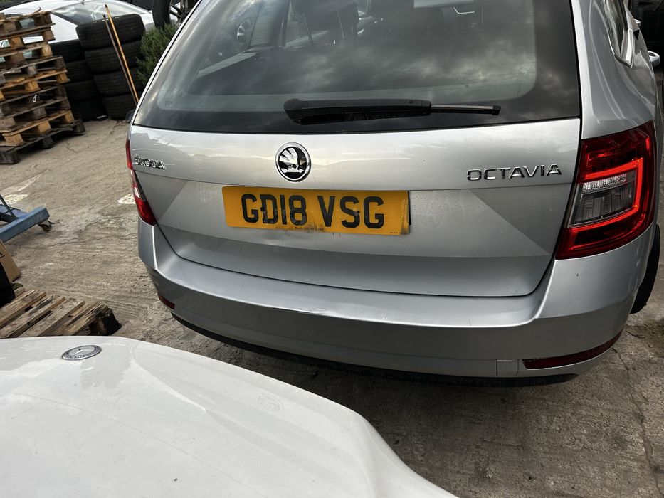 Aripă stânga spate Skoda Octavia 3 facelift 2018