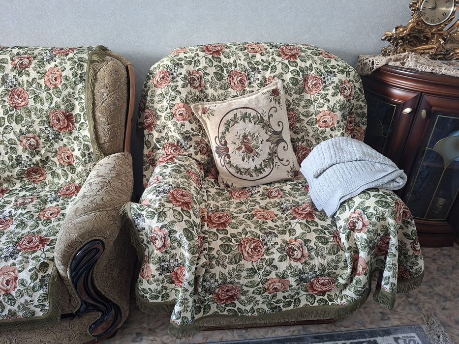 Продам мягкий уголок