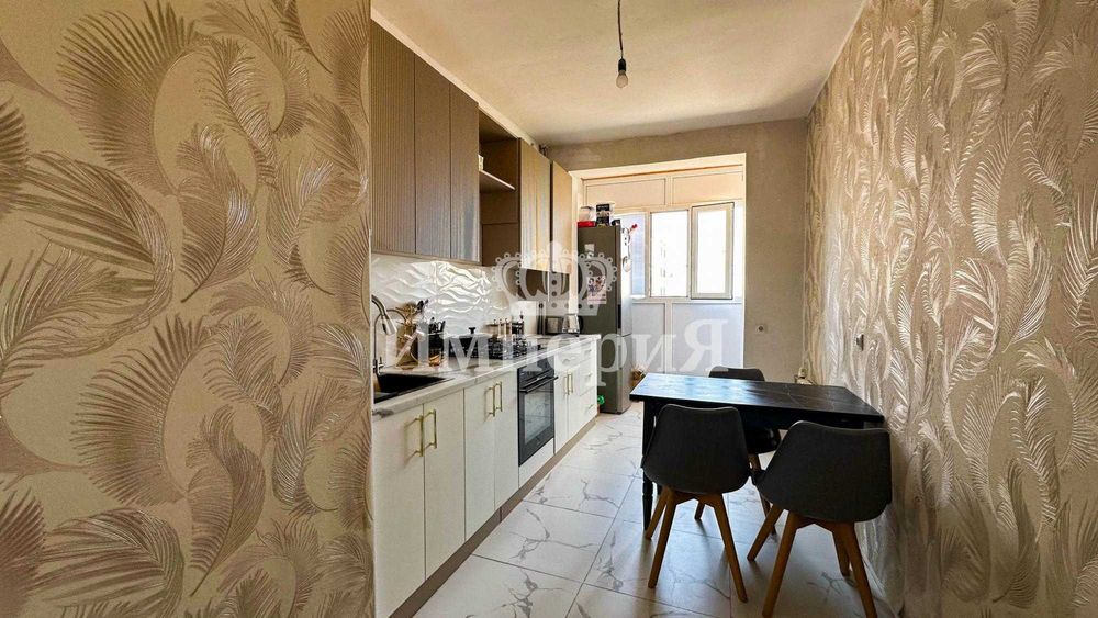 В продаже 3 ком квартира Эмиль Империя