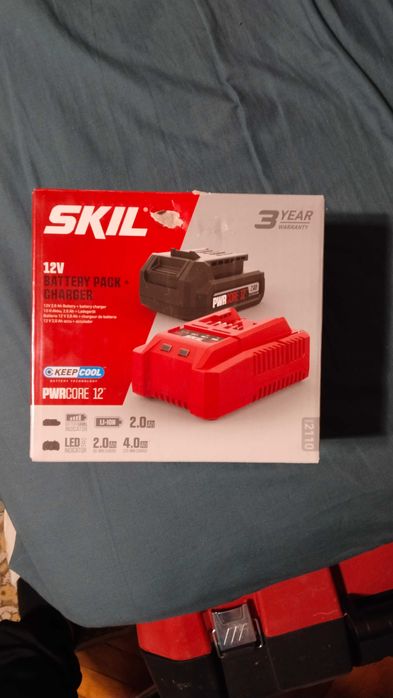 Батерия и зарядно за skil
