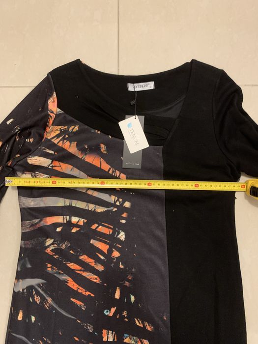 Vand rochie MOHITO neagra S si paiete argintii marime 44-46