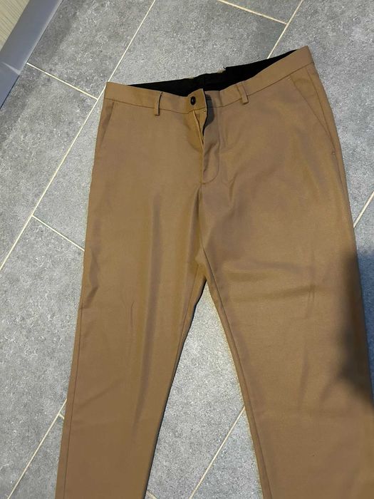 Pantaloni Zara stofa barbati marime 42