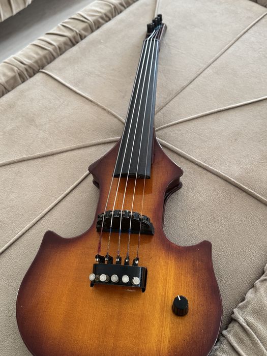 De vanzare viata Zeta pret 1900 euro