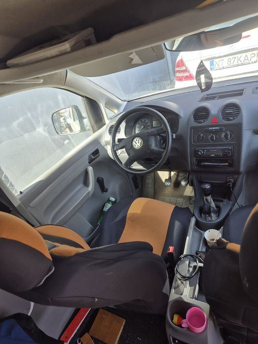 Volkswagen Caddy 2004 benzină, 1.671 € — imagine 3
