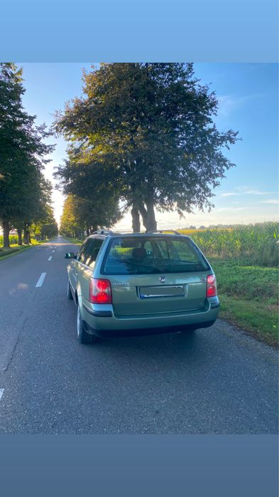 VOLKSWAGEN Passat 2004 — imagine 1