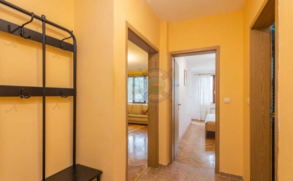 Под  наем двустаен апартамент нощувки